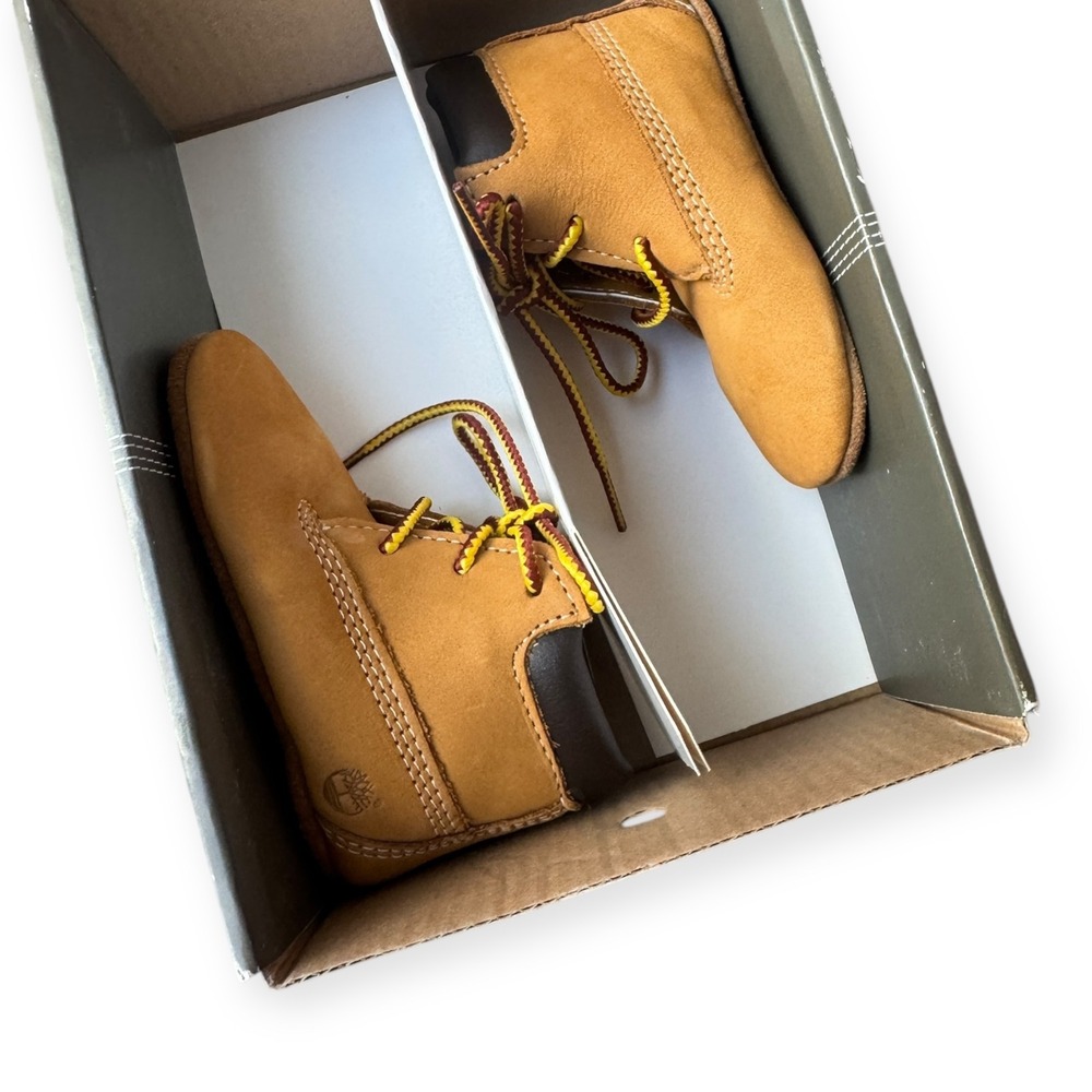 Timberland Infant Crib Booties Size 2 in Wheat Nubuck - Picture 8 of 12